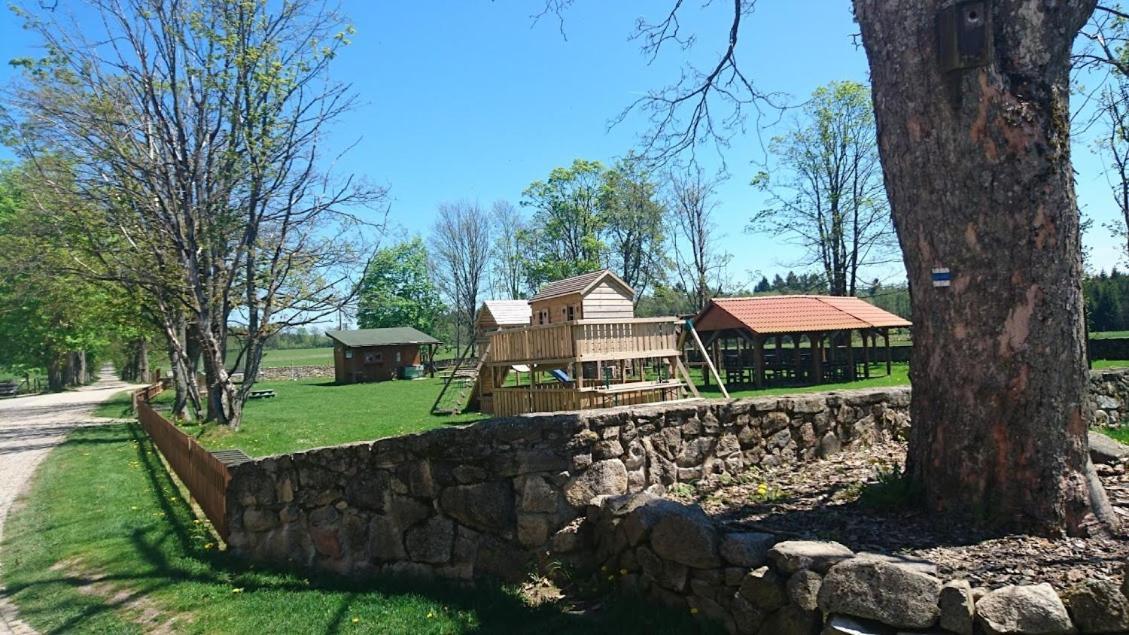Hotel Bison Ranch Roznov Exterior foto